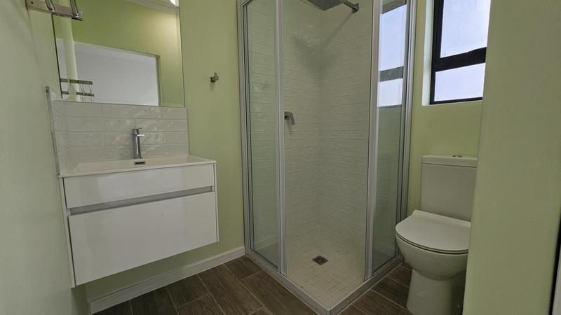 To Let 3 Bedroom Property for Rent in Velddrif Western Cape